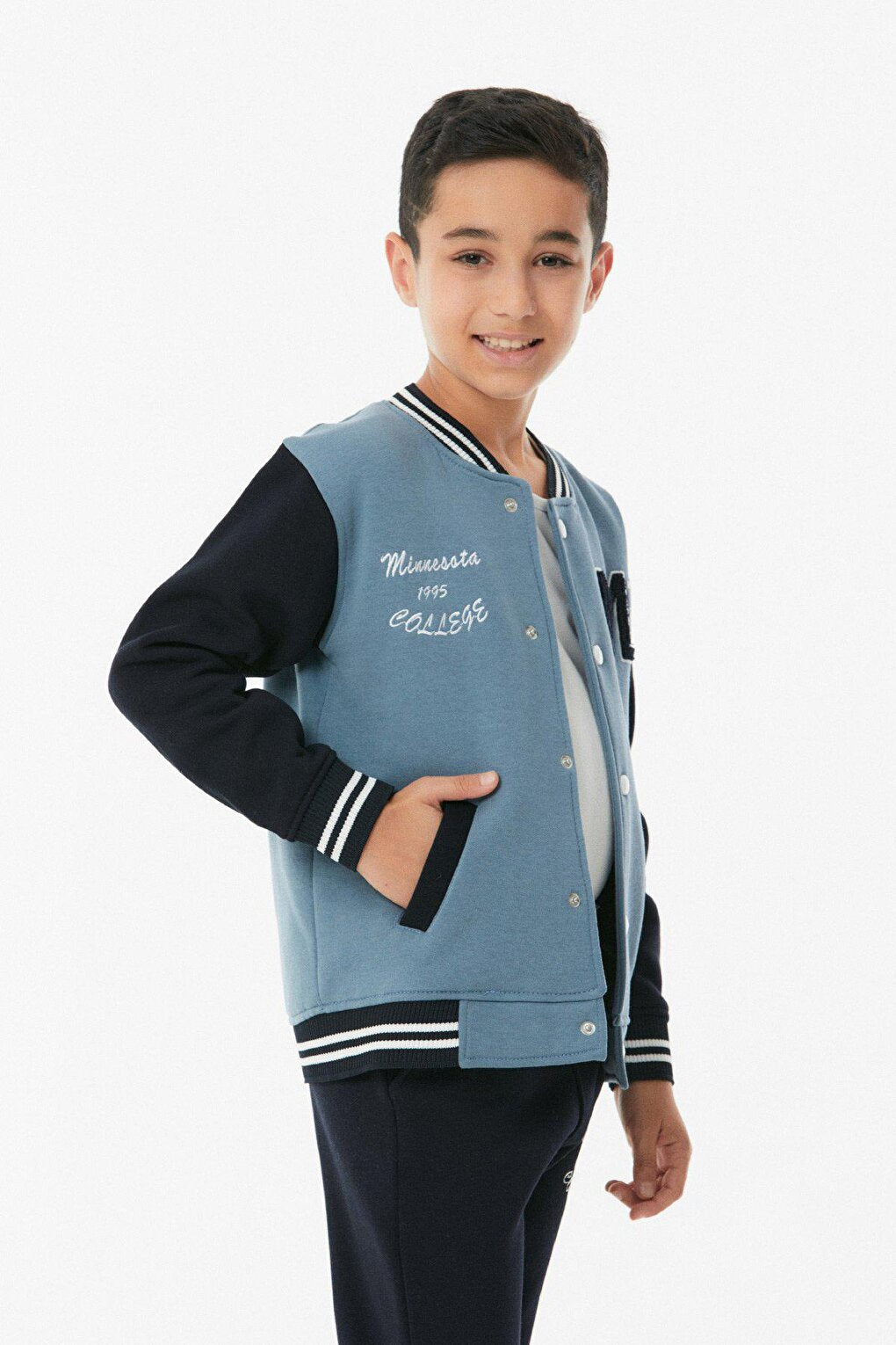 Embroidered High Collar College Boys' Tracksuit Set