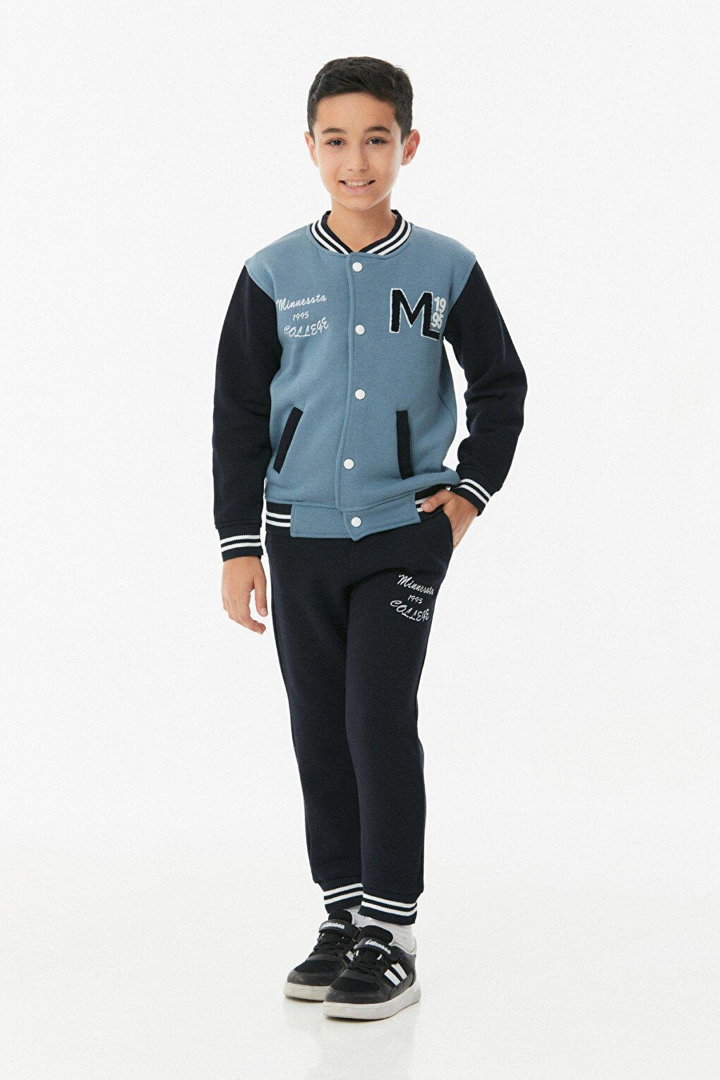 Embroidered High Collar College Boys' Tracksuit Set