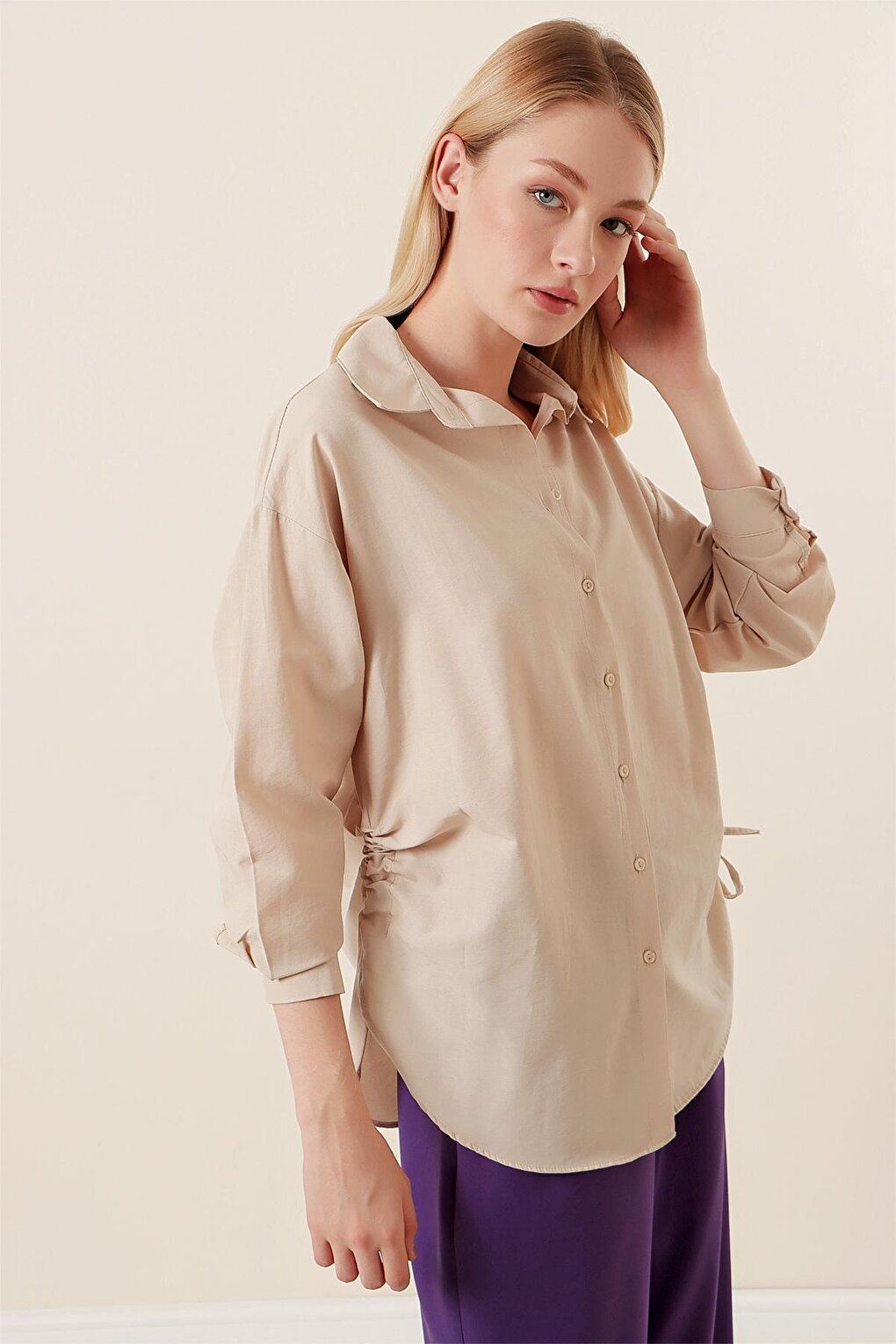 20132 Drawstring Oversize Shirt - Cream