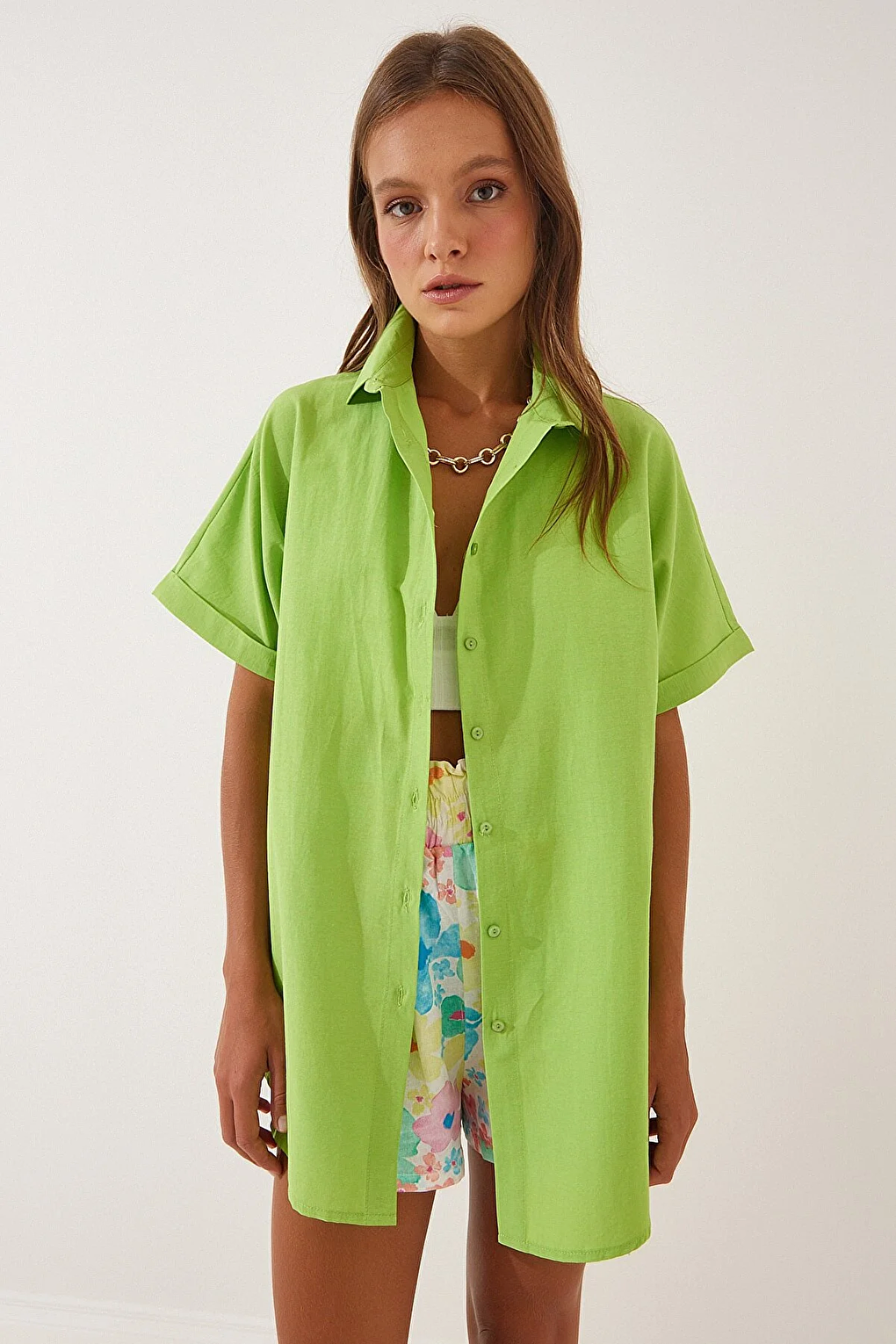 Women's Pistachio Green Oversize Long Short Sleeve Basic Poplin Shirt HZL22S-BD1201201