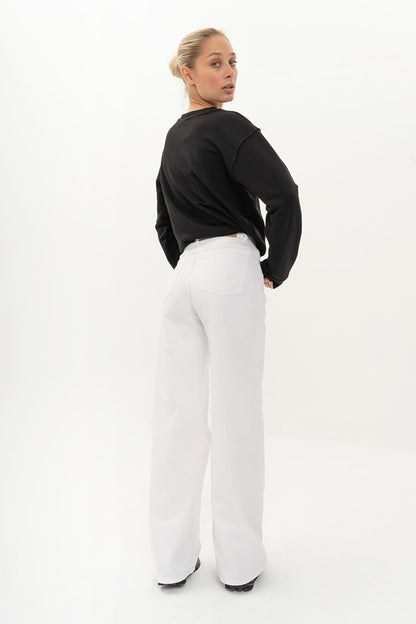 Women's White Color Loose Cut Wide Leg Fit Denim Trousers