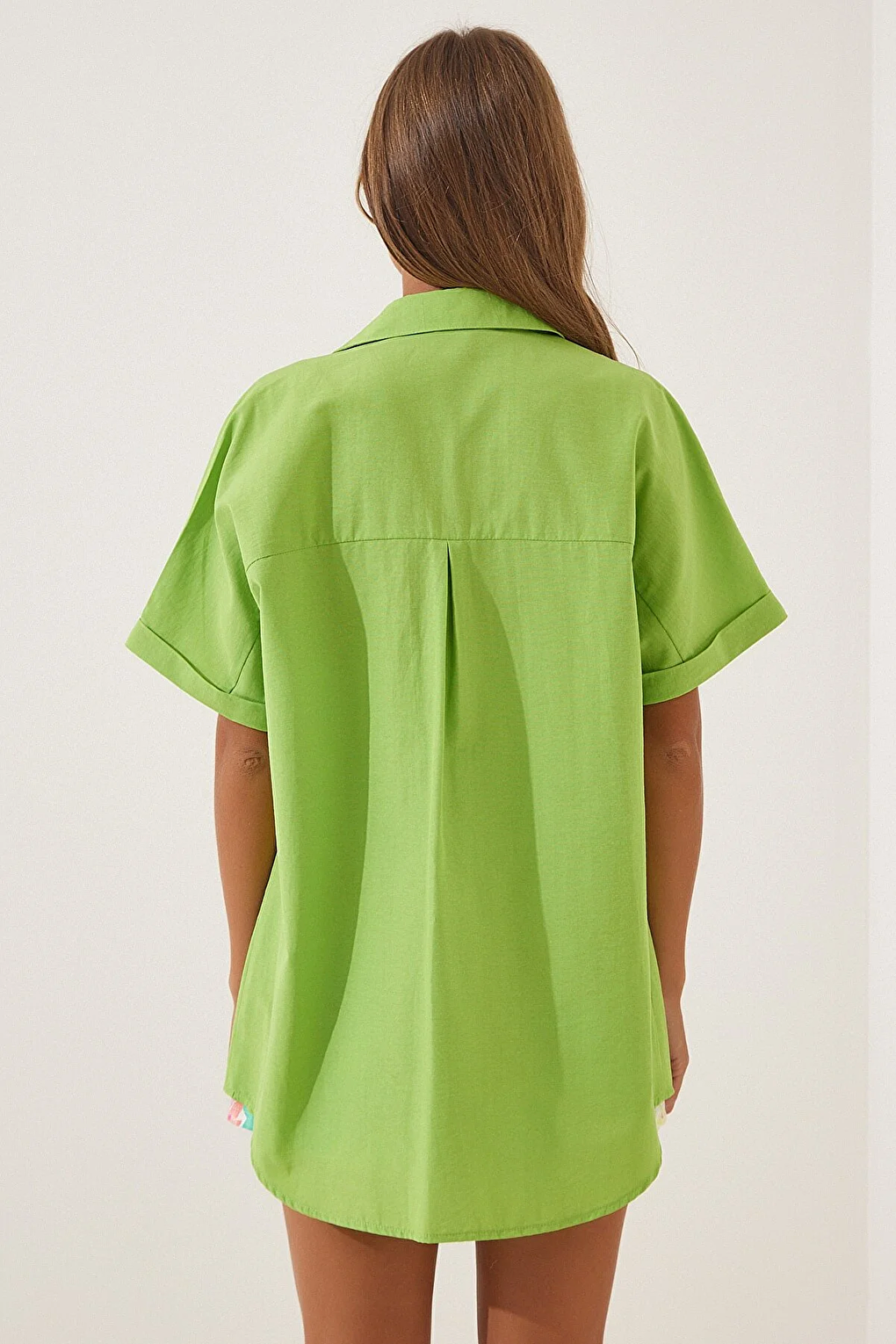 Women's Pistachio Green Oversize Long Short Sleeve Basic Poplin Shirt HZL22S-BD1201201