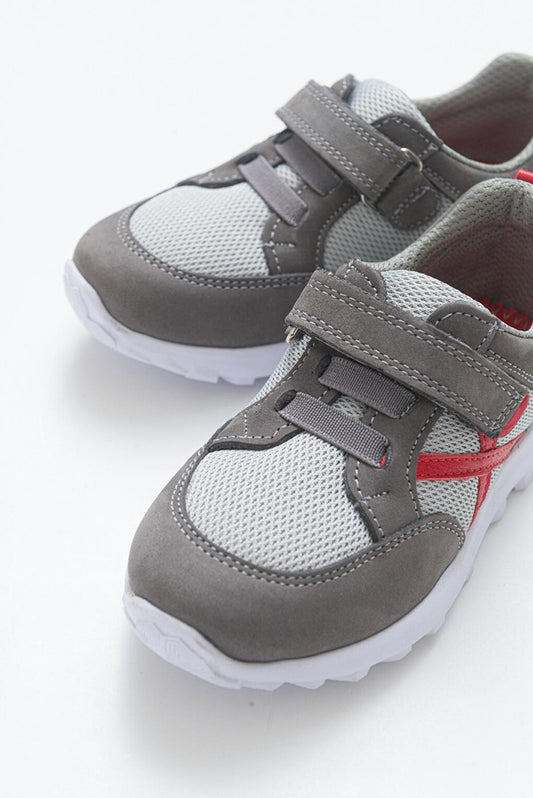 Unisex Children's Gray Leather healthy Supported Sports Shoes