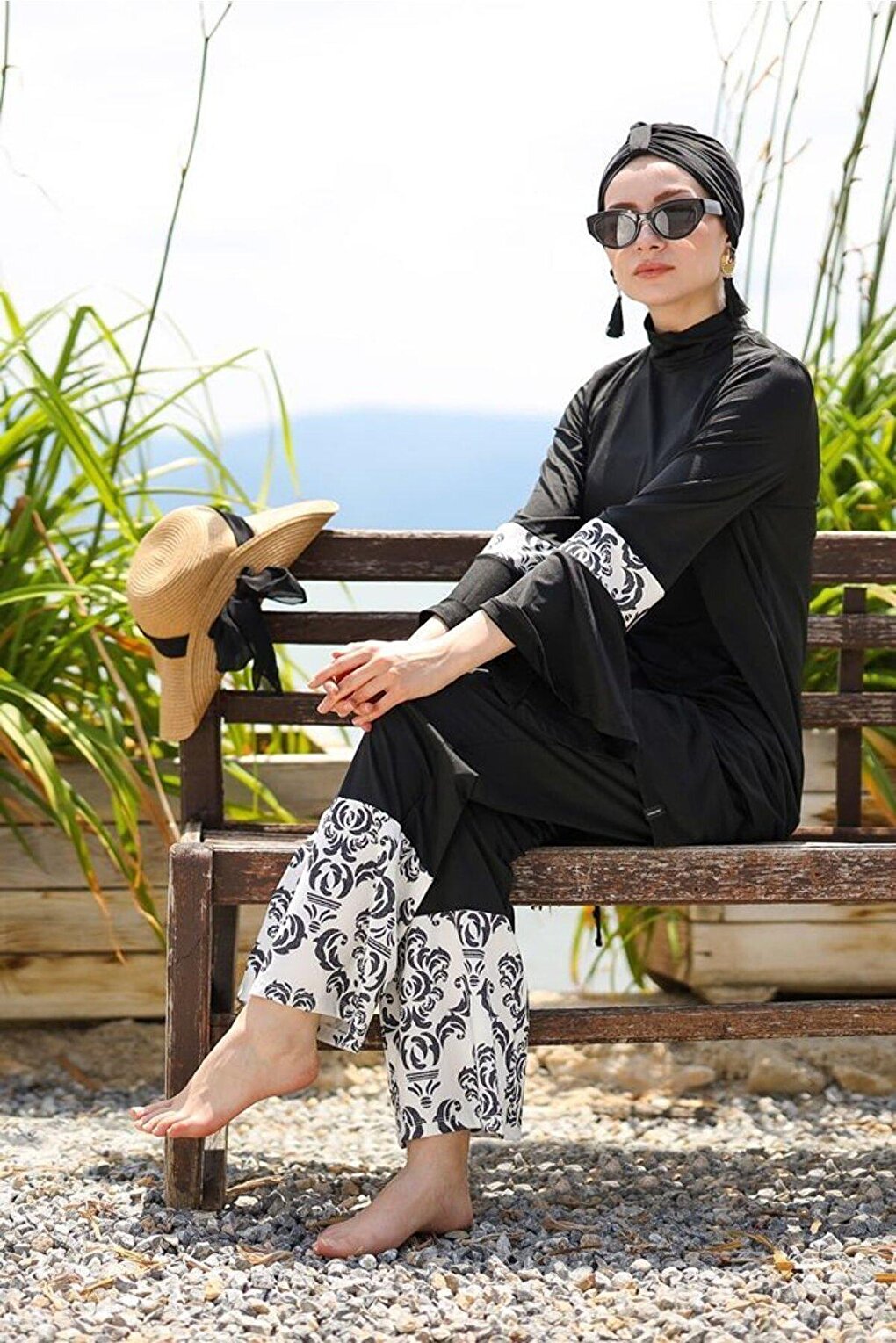 4-Piece Black Patterned Full Coverage Hijab Swimsuit with Rope Tie 1958