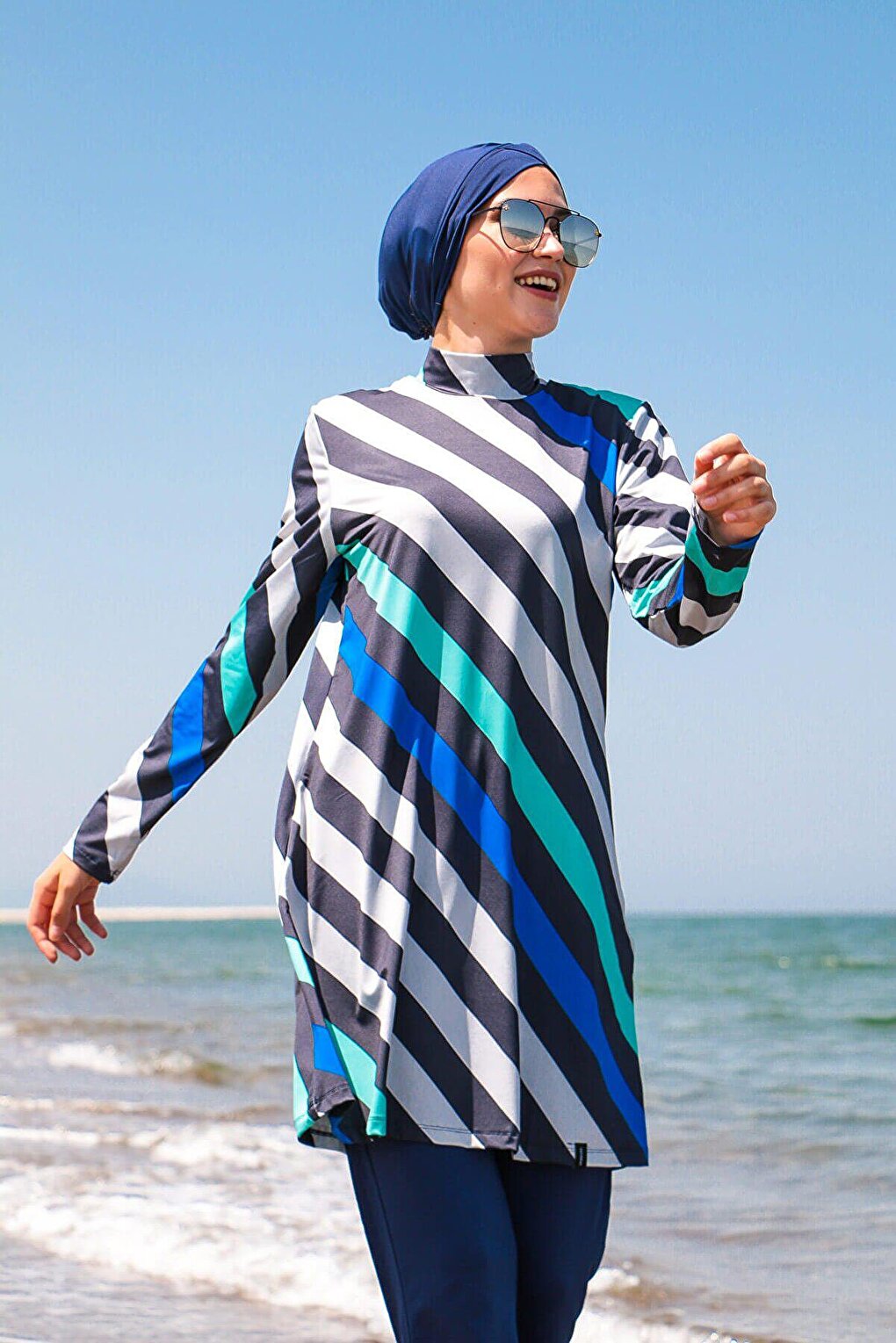 Navy Blue Striped Fully Covered Hijab Swimsuit 1953