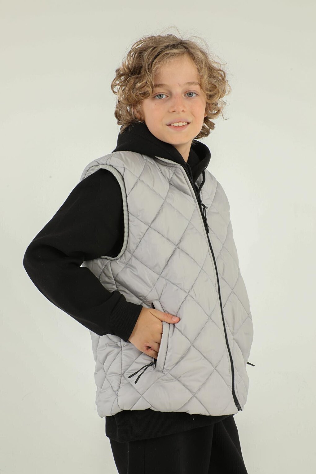 Diamond Patterned Double Pocket Boy's Vest