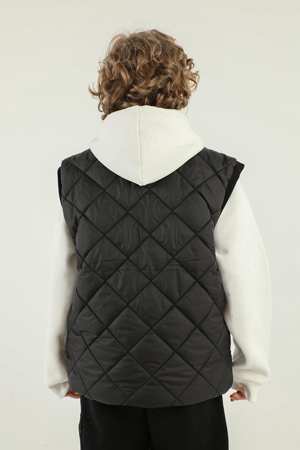 Diamond Patterned Double Pocket Boy's Vest