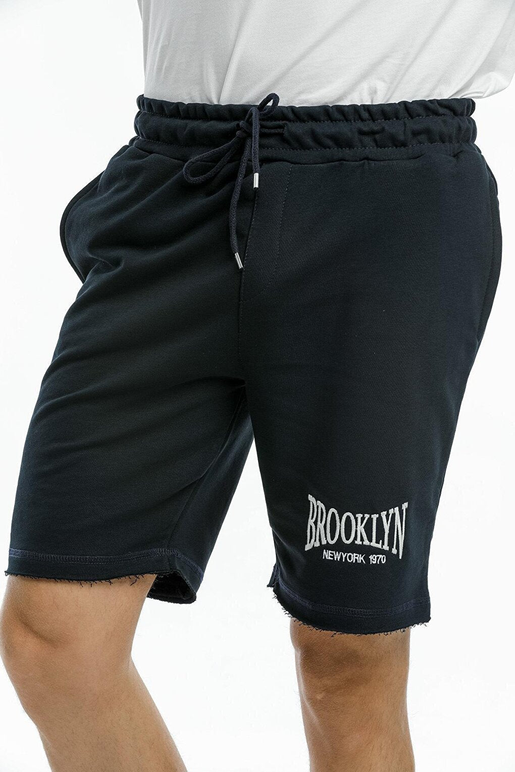 Men's Embroidered Shorts SPR21Y58