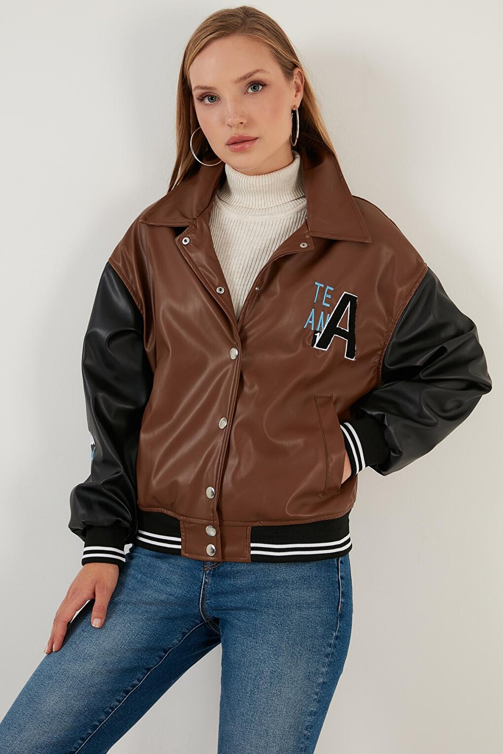 Oversize Pocketed Bomber Faux Leather Jacket 6230104