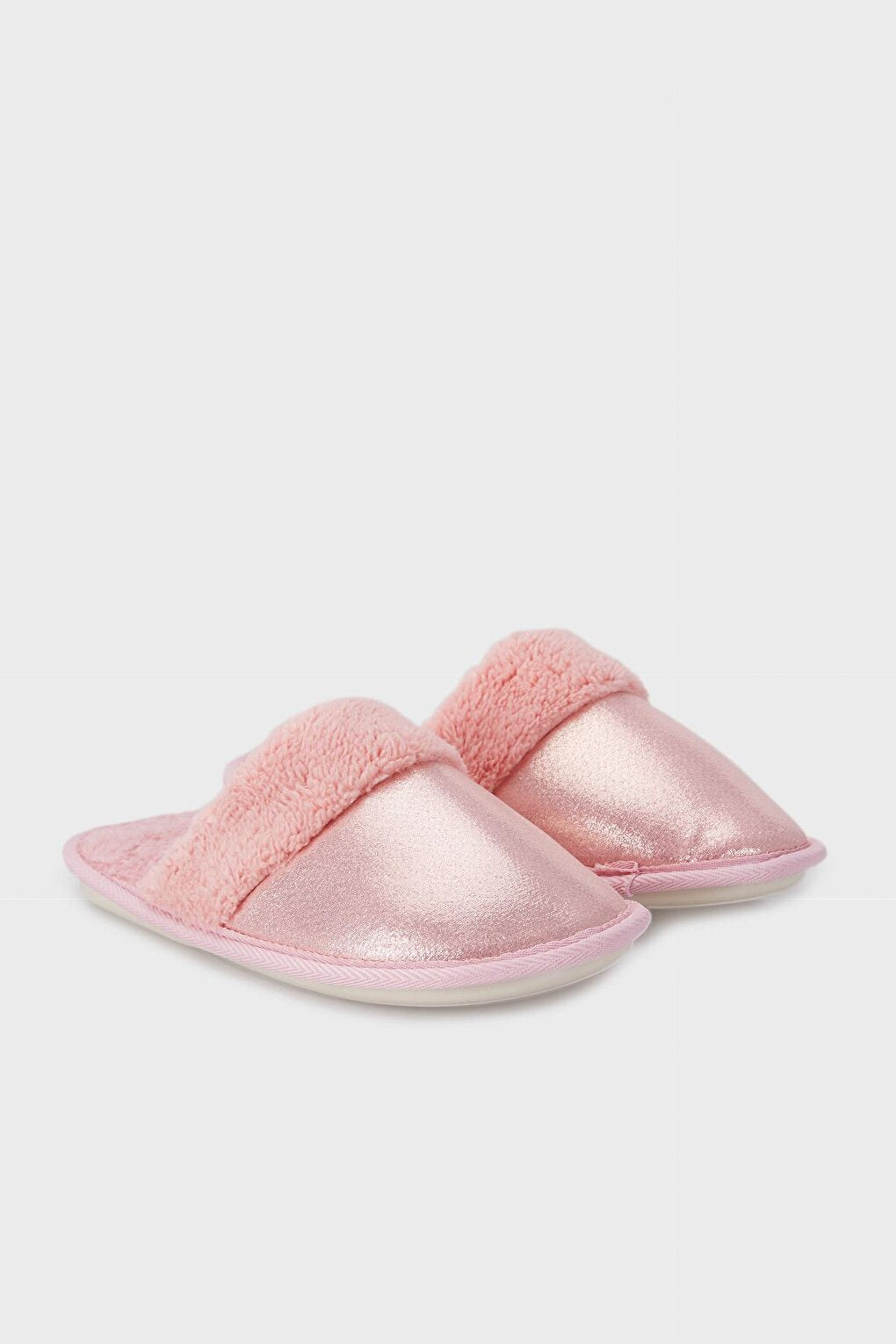 Shiny Slippers 5958005