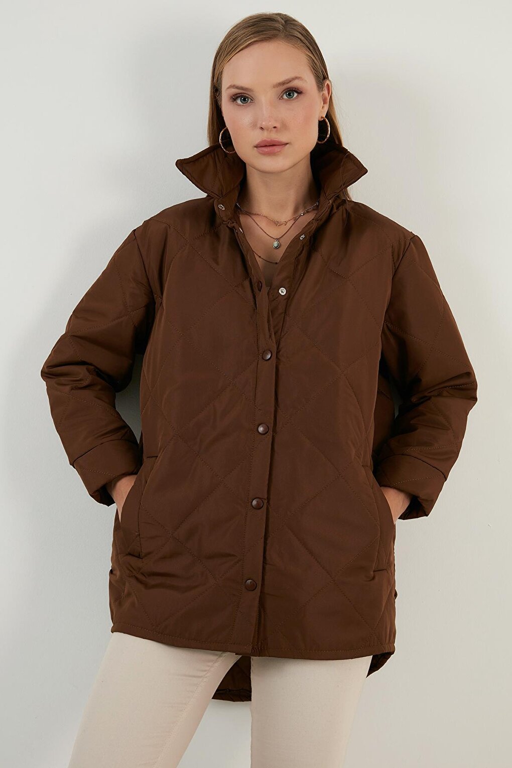 Oversize Pocketed Unlined Quilted Jacket 611MNT03