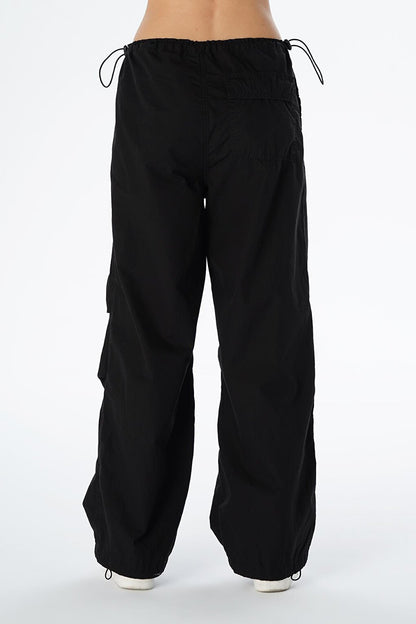 Women's Black Parachute Jean Trousers C 4807-005