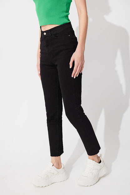 Black High Waist Straight Fit Jean SS23JP4744Sİ