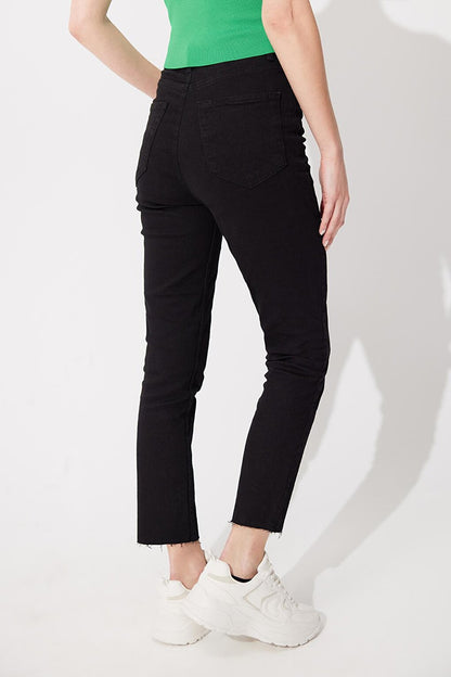 Black High Waist Straight Fit Jean SS23JP4744Sİ