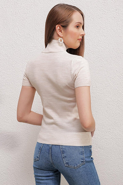 15819 Short Sleeve Turtleneck Sweater - Cream