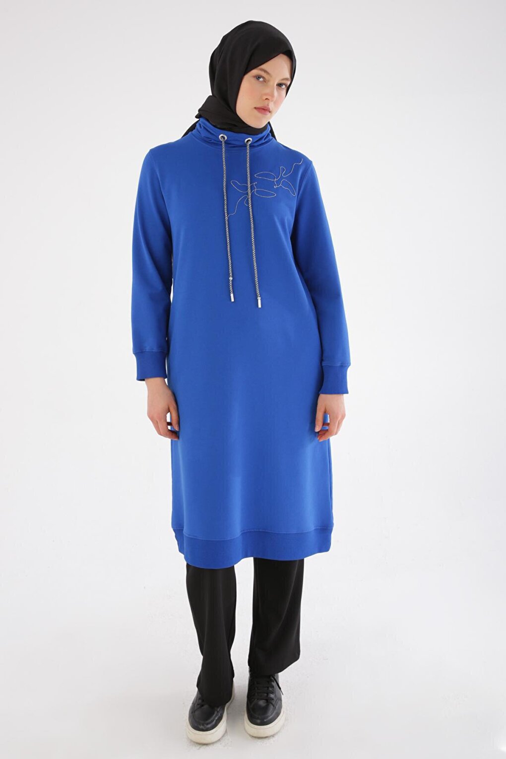 Saks Chain Embroidered High Collar Tunic