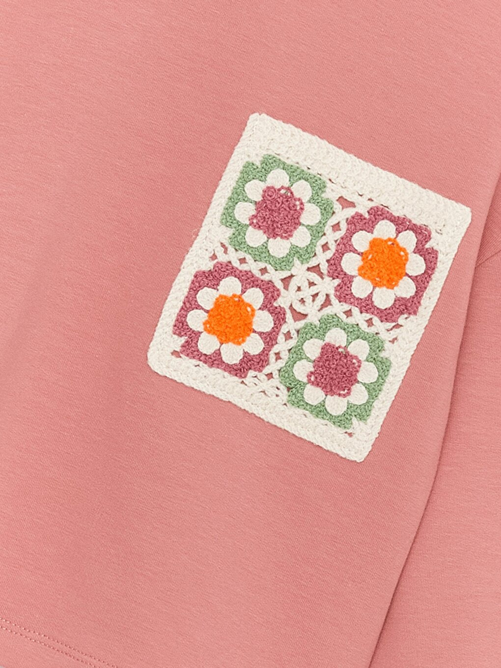 Girl's Embroidery Pocket Comfortable SweatShirt