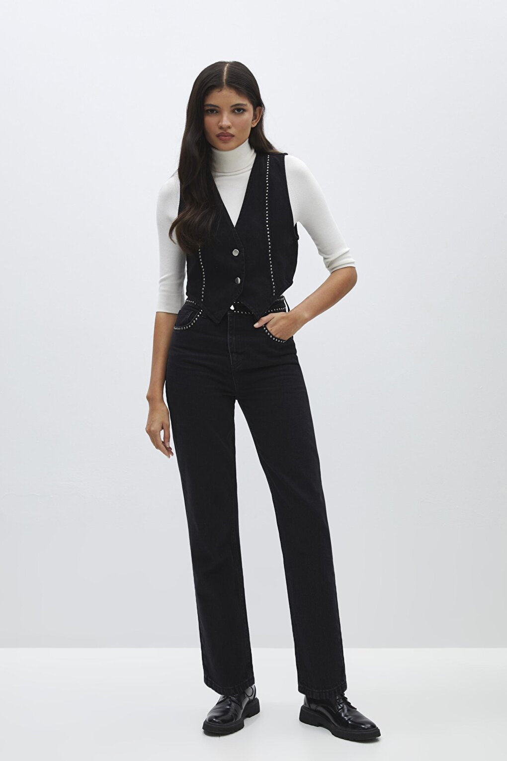 Black High Waist Troc Detailed Straight Jeans