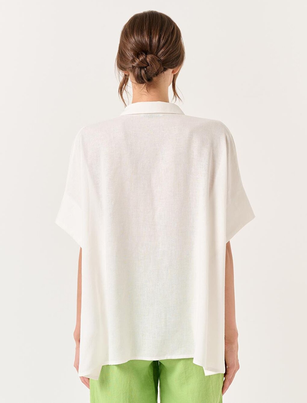 White Loose Cut Short Sleeve Linen Shirt