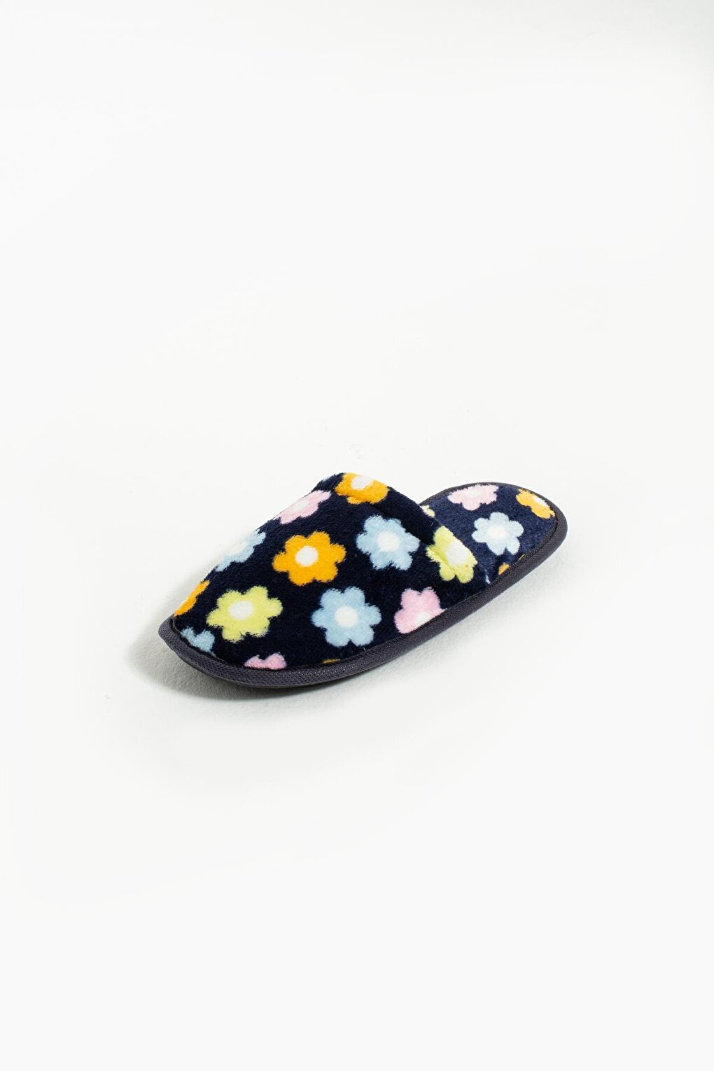 Warm Lining Flower Patterned Comfortable Fit Women's Indoor Slippers BNK355