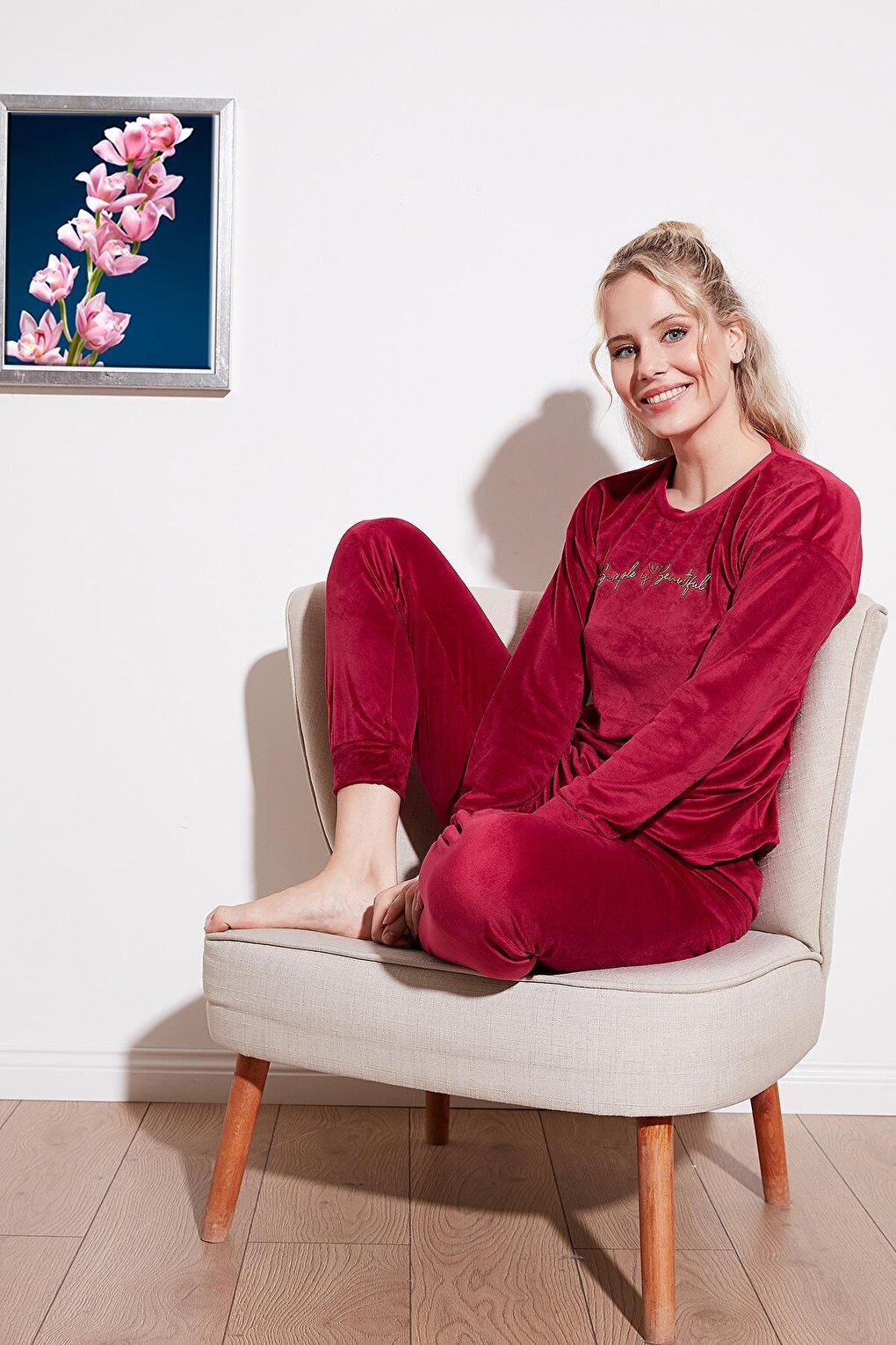 Regular Fit Soft Textured Velvet Pajama Set 6094200