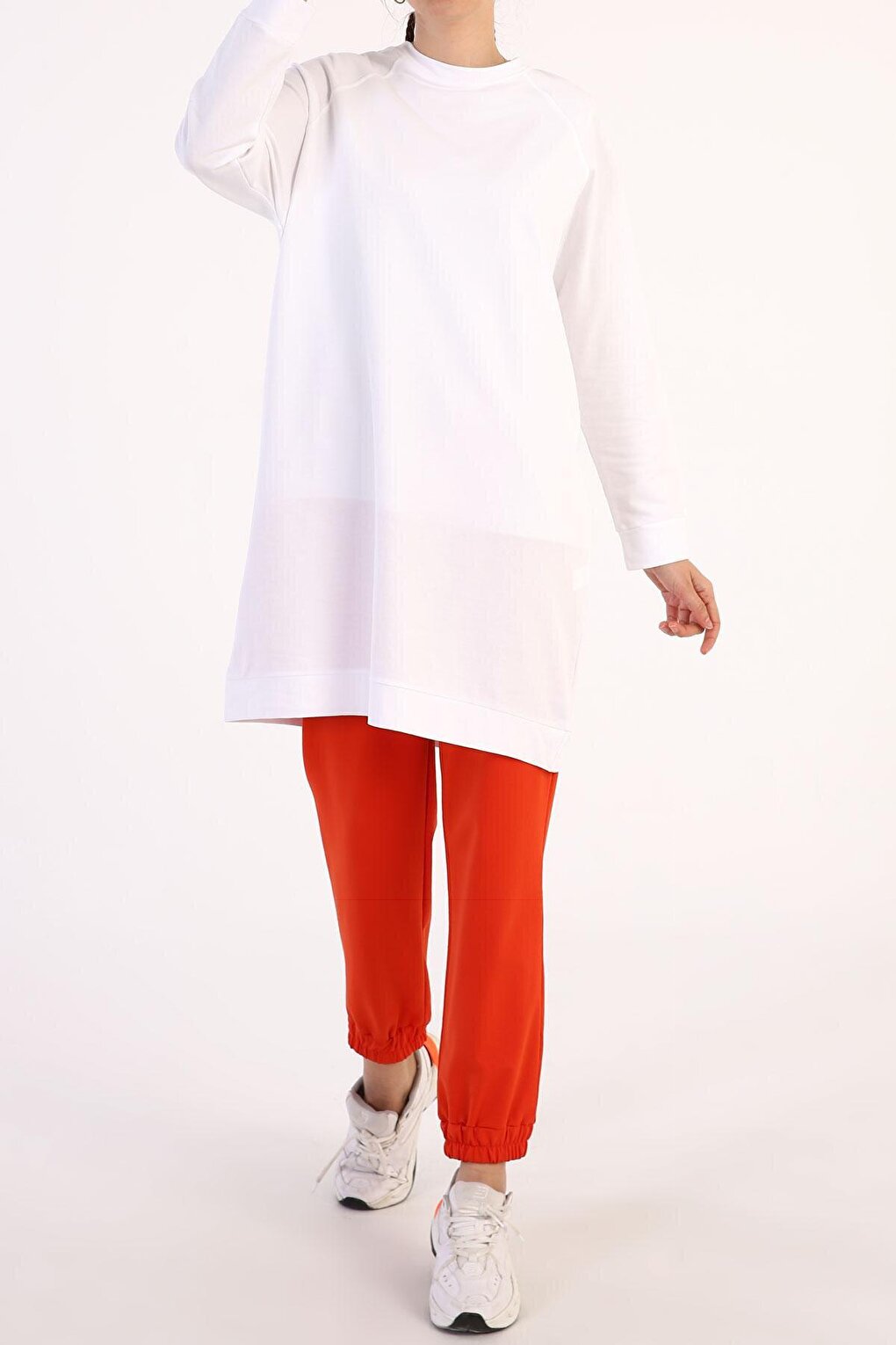 White Raglan Sleeve Basic Sweat Tunic