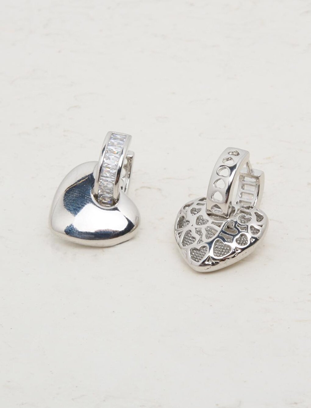 Stylish Earrings with Silver Heart Pattern