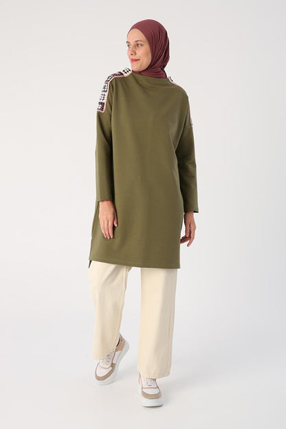 Light Khaki Oversize Colored Motif Knitted Tunic