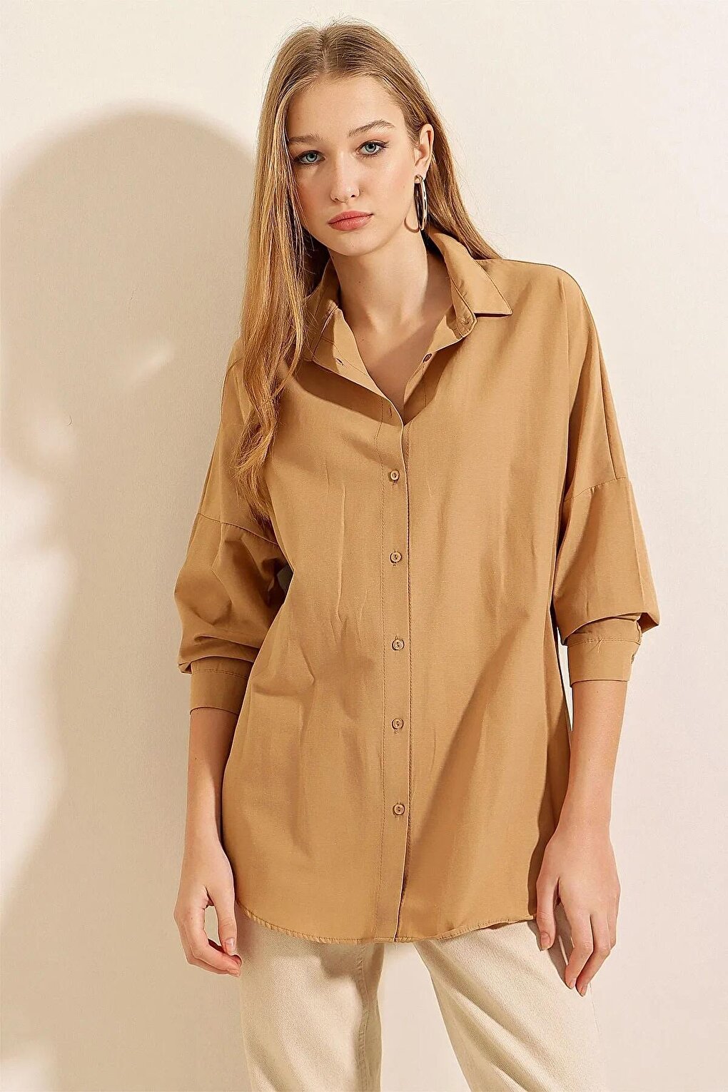 Women's Camel Plain Plain Araboy Basic Oversize Shirt