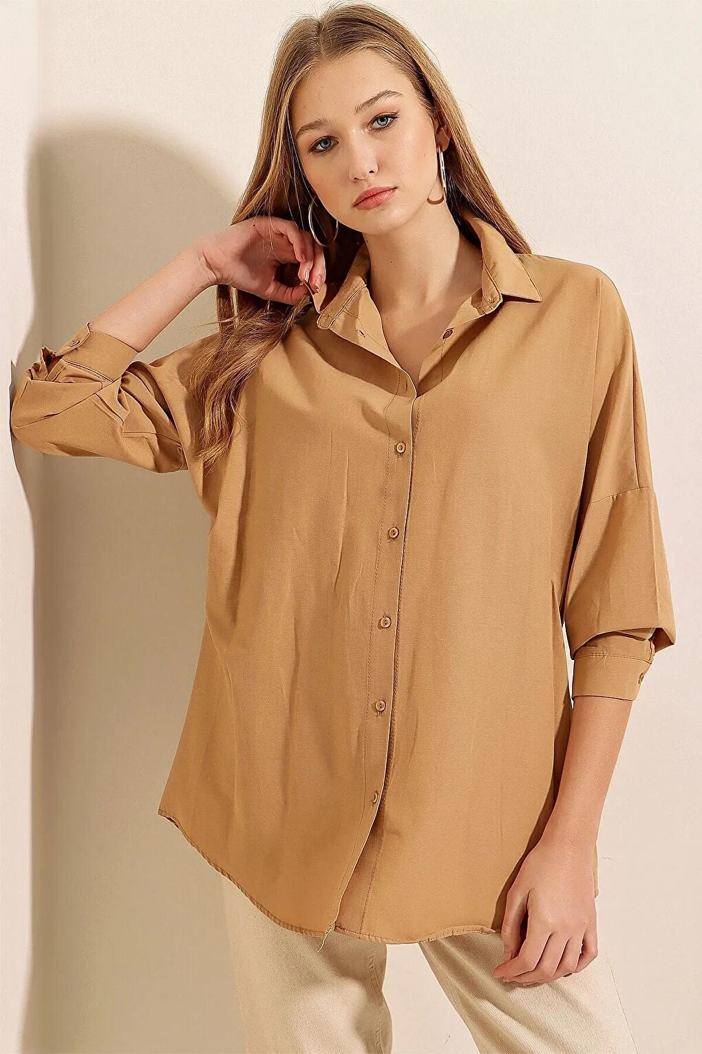 Women's Camel Plain Plain Araboy Basic Oversize Shirt