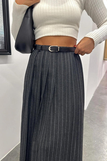 Striped Pleated Belt Detailed Skirt