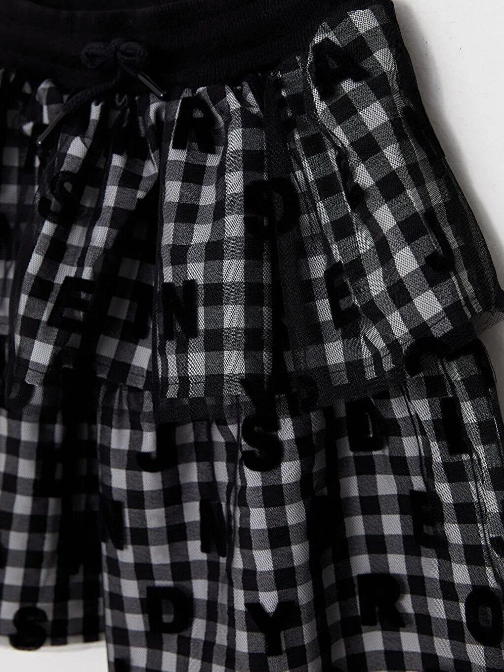 Girl's Letter Detailed Elastic Plaid Skirt