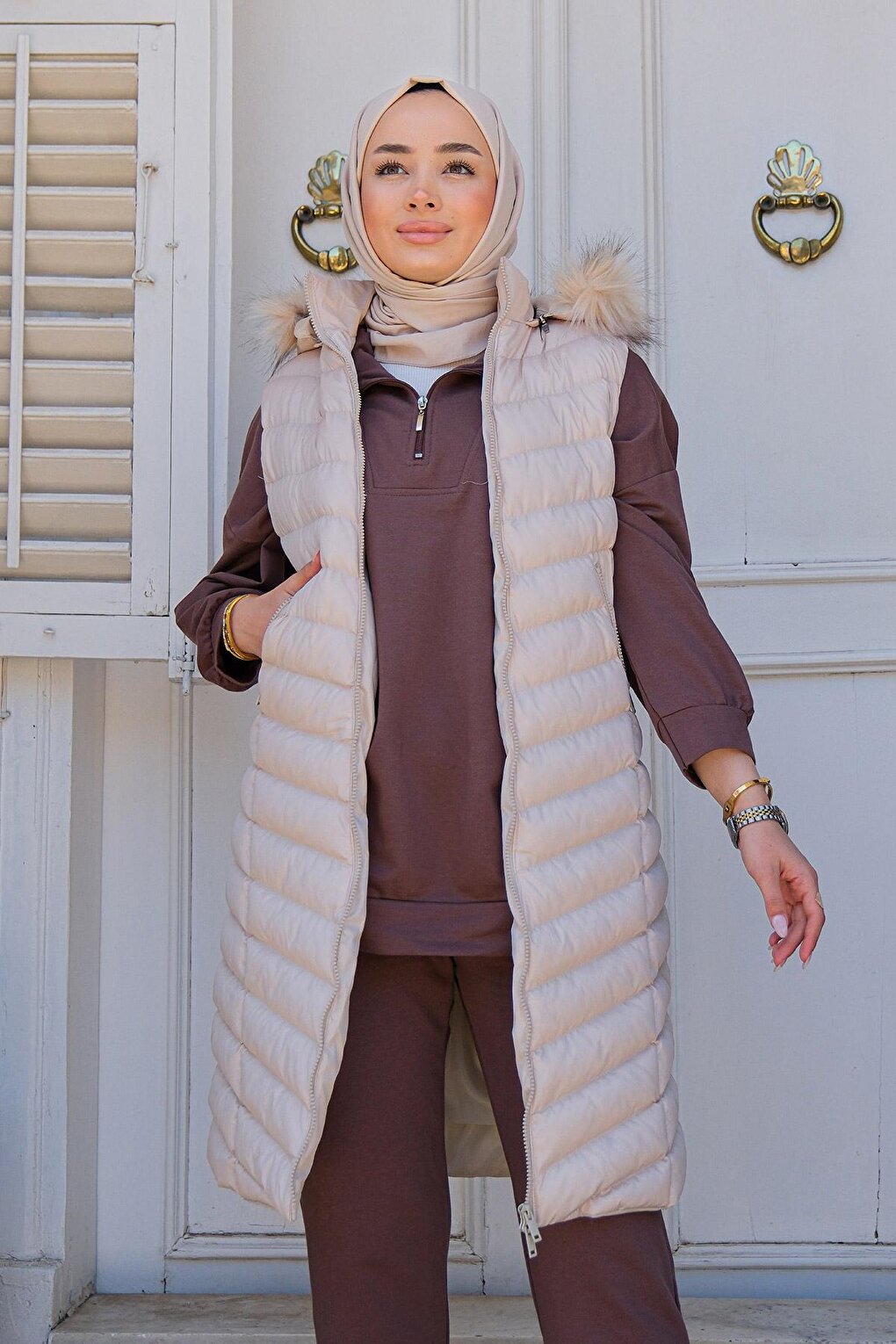 Women's Hooded Long Puffer Vest Beige