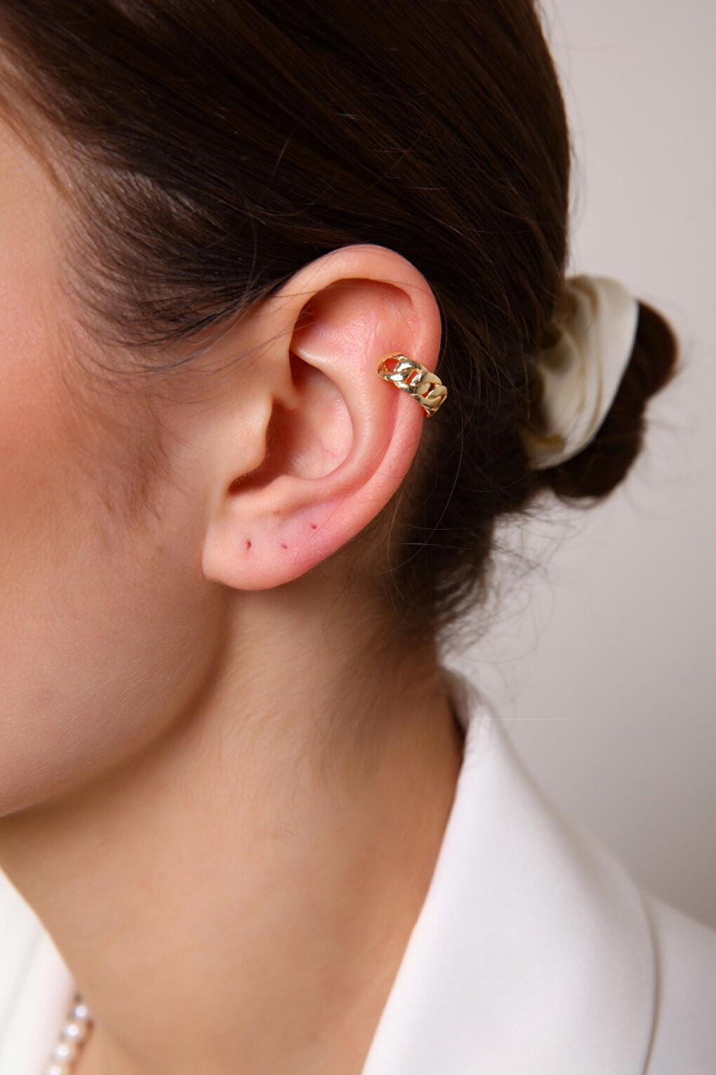 Gold Chain Model Cartilage Earring