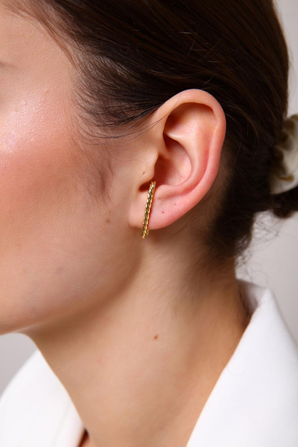 Gold Color Twisted Earcuff