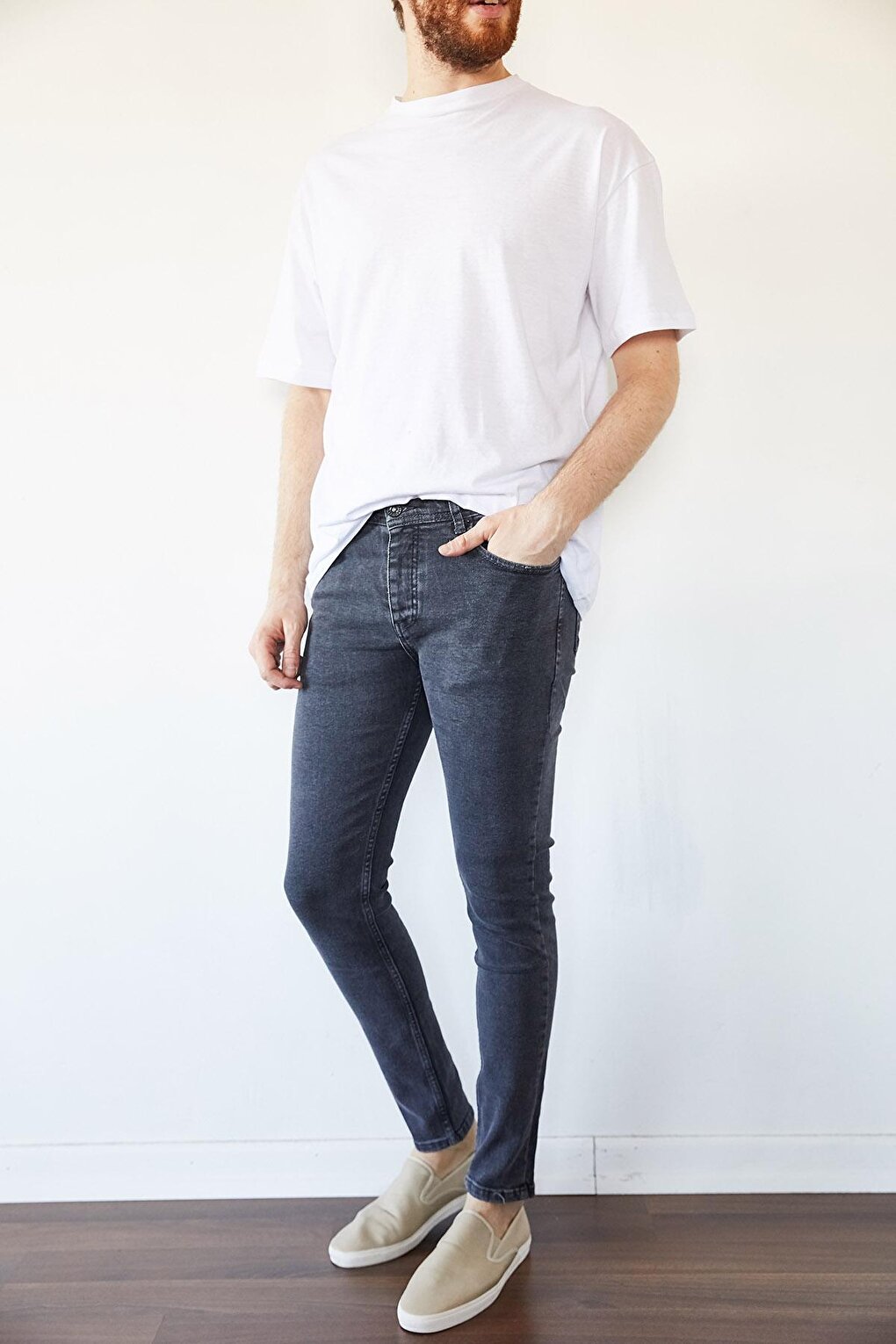 Gray Slim Fit Jean Trousers 1KXE5-44255-03