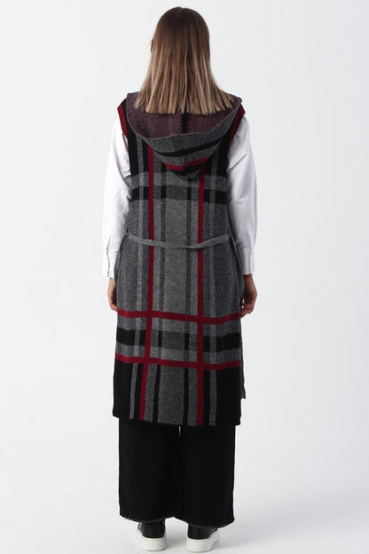 Black Large Plaid Patterned Belted Knitwear Vest