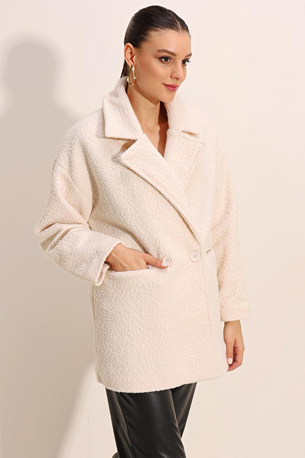 9126 Oversize Wide Cut Boucle Coat - Ecru