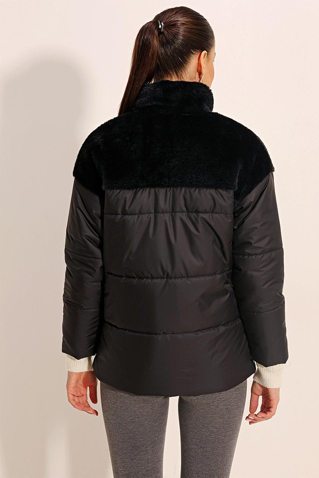 5179 Faux Fur Detailed Puffer Coat - Black