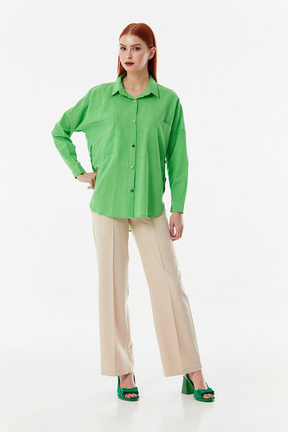 Casual Linen Shirt with Double Pockets and Button Detail