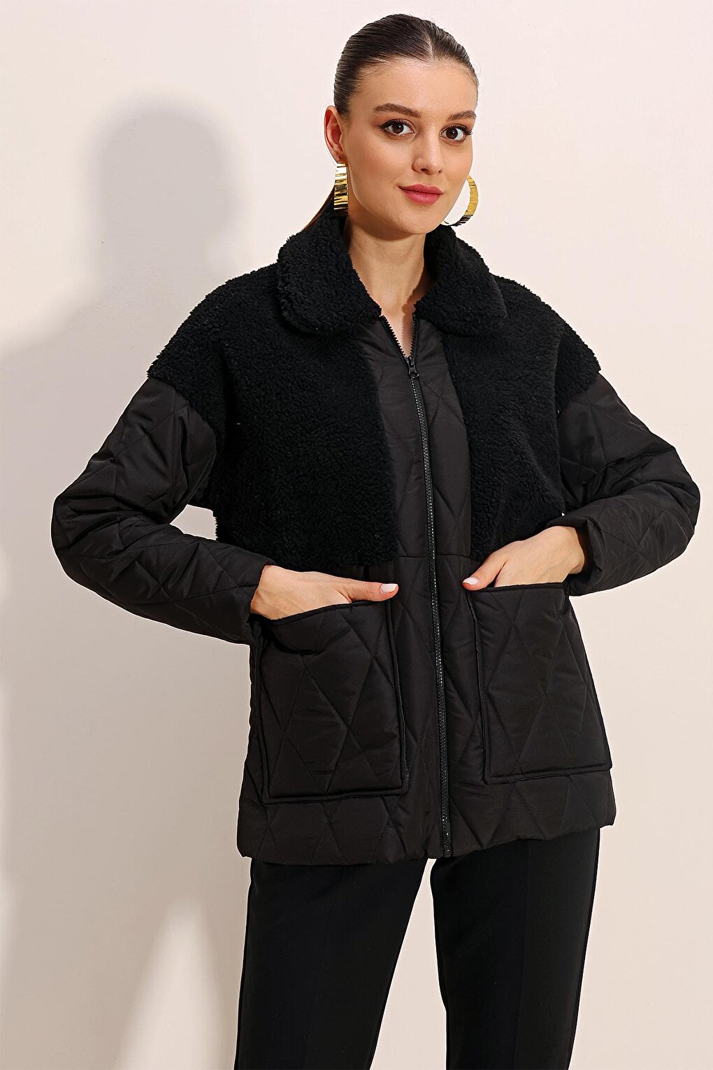 5182 Oversize Puffer Jacket with Plush Detail - Black