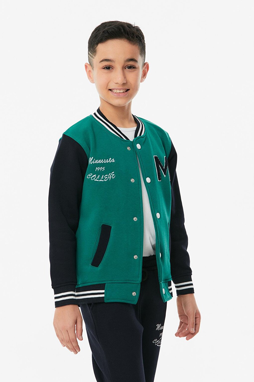 Embroidered High Collar Boys' College Tracksuit