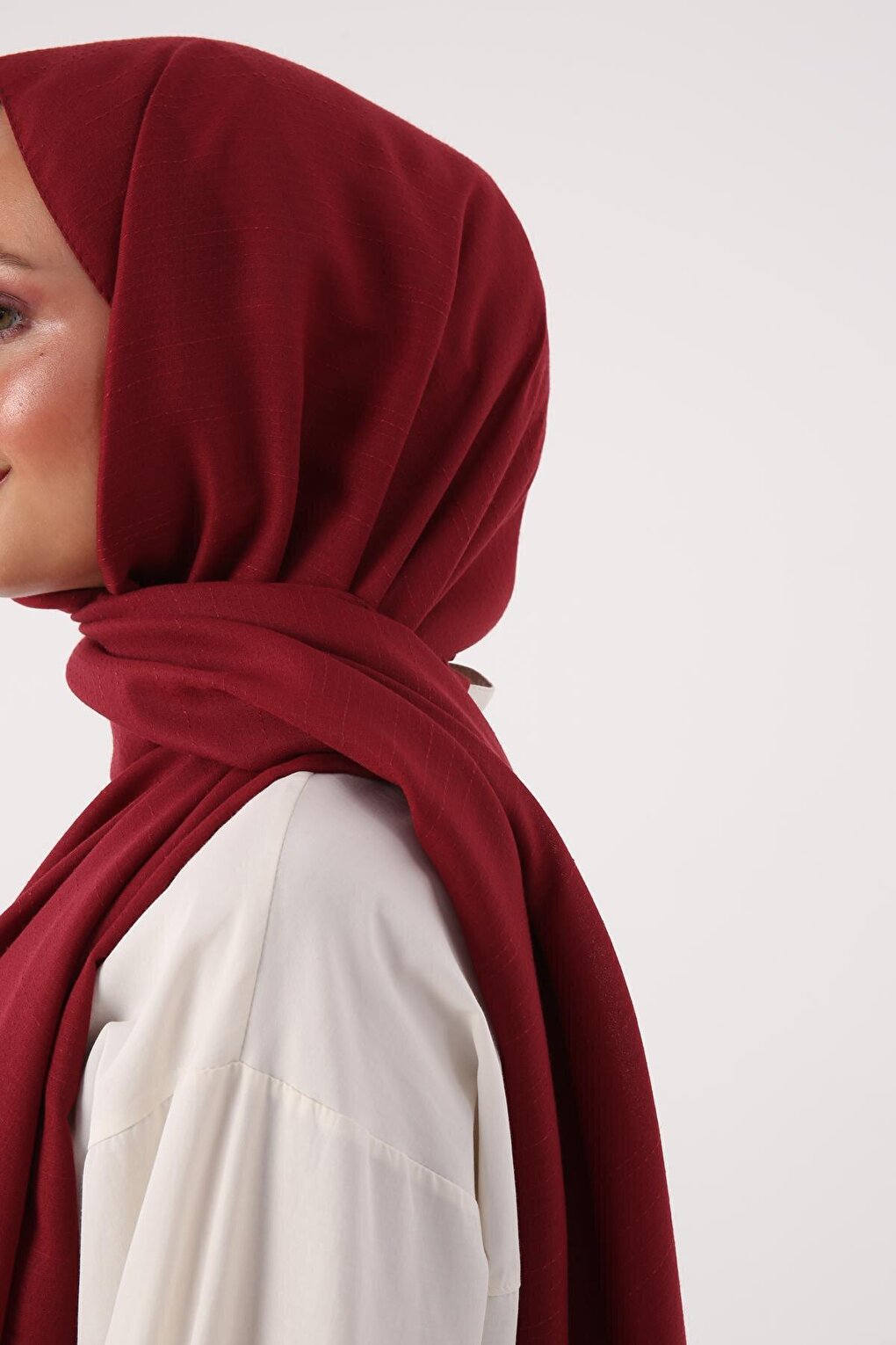 Claret Red Stripe Detailed Cotton Shawl