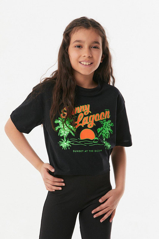 Printed Crew Neck Girls' T-Shirt