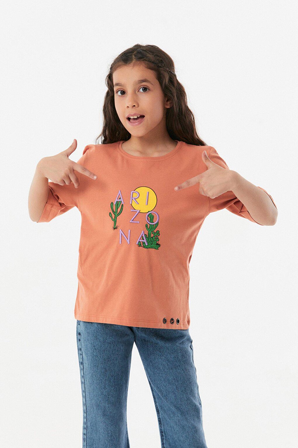 Arizona Embroidered Girls' T-Shirt