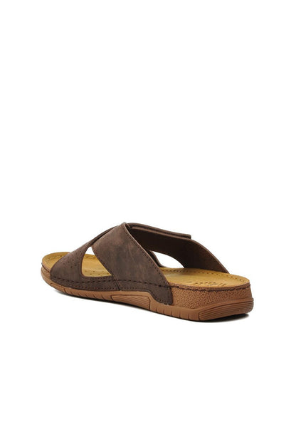 64.004 Brown Men's Slippers