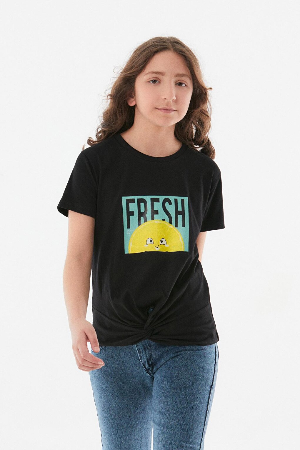 Printed Front Knotted Girls' T-Shirt