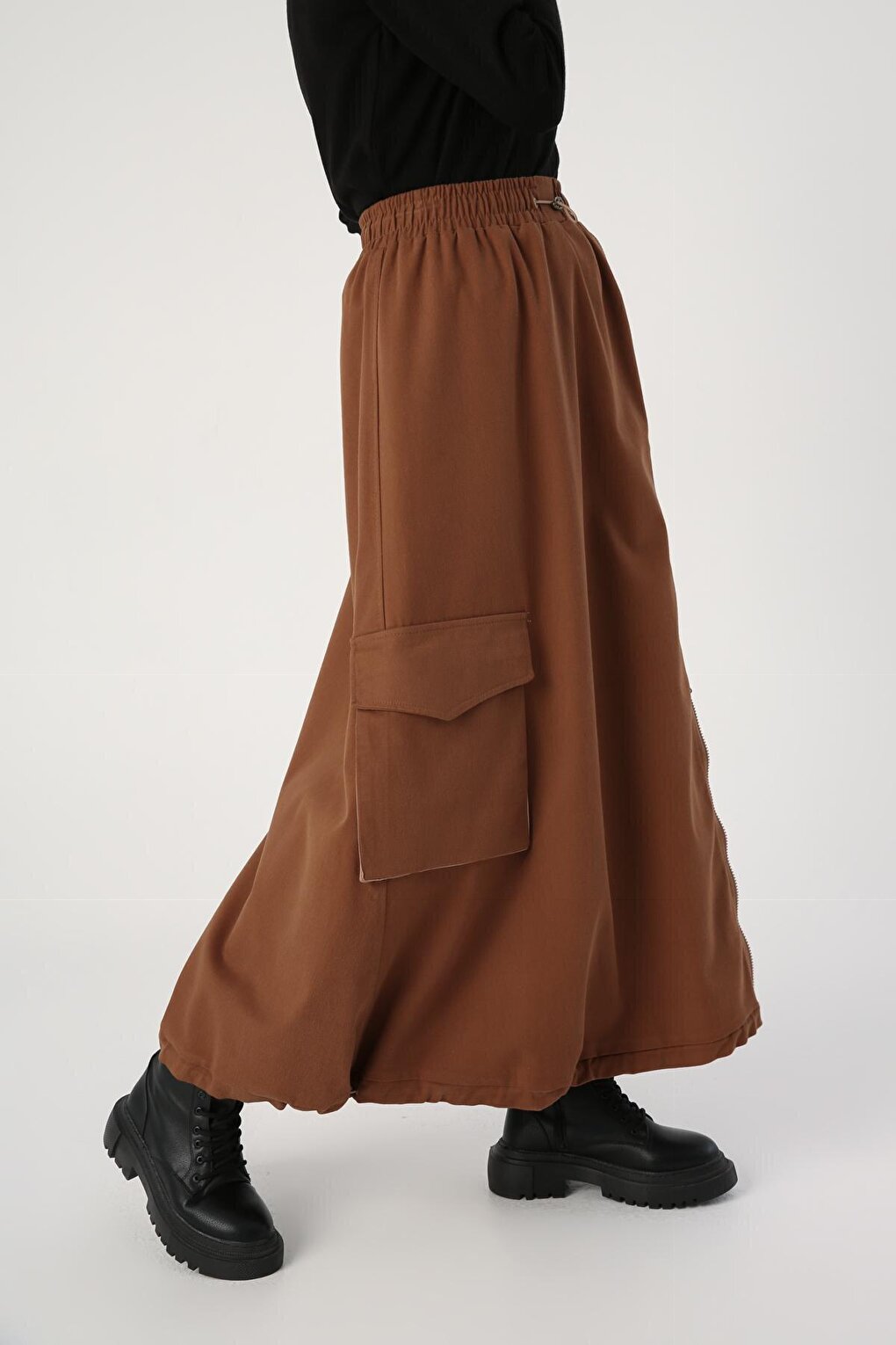 Light Brown Cotton Contrast Woven Garnished Zippered Cargo Skirt