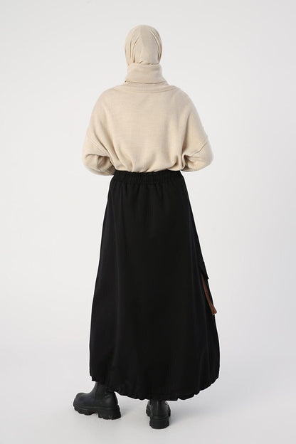 Black Cotton Contrast Woven Garnished Zipper Cargo Skirt