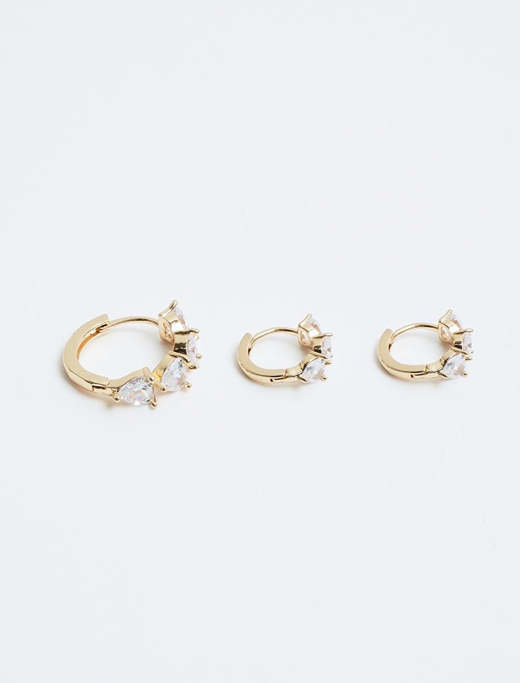 Stylish Earrings with Gold Stone Hoop Figures